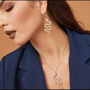 🆕Necklace & Earrings Fashion Set Righstones Snake Pendant🆕